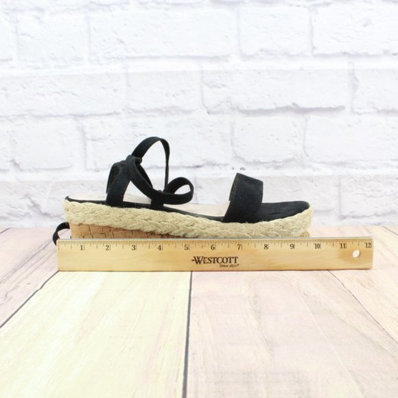 Shuze Black Faux Suede Close Wrap Cork Platform Sandals Size 8 - Picture 7 of 9